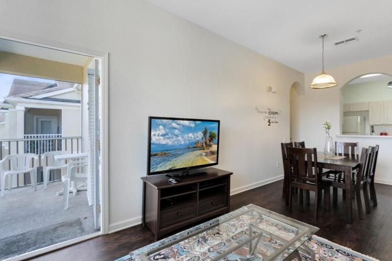Windsor Palms 3 bed Condo in Gated Resort condo - image 6