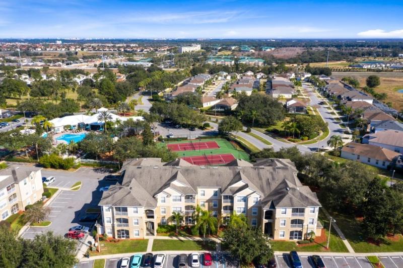 Windsor Palms 3 bed Condo in Gated Resort condo - image 3