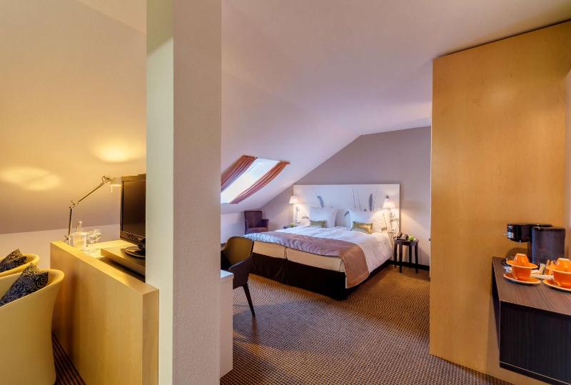 Superior Double Room image 1