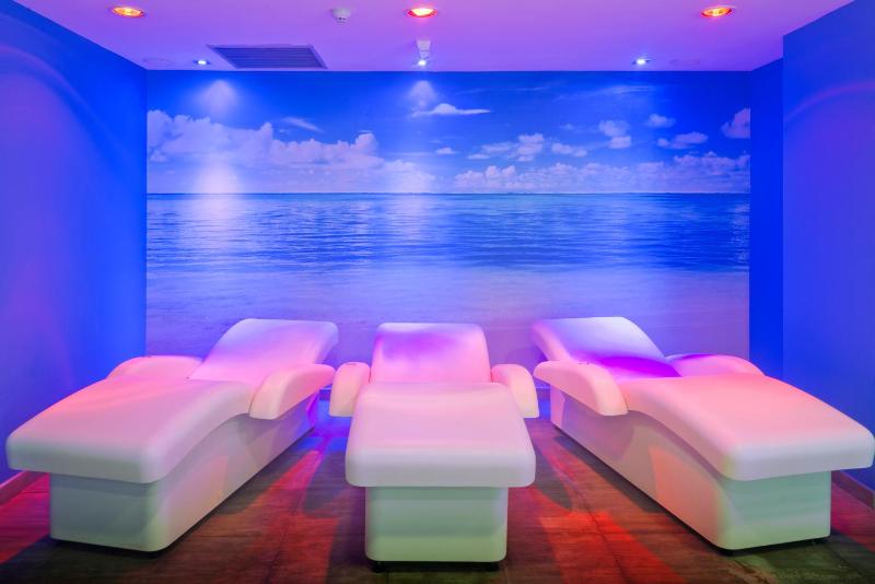 GHT Aquarium & Spa - image 7