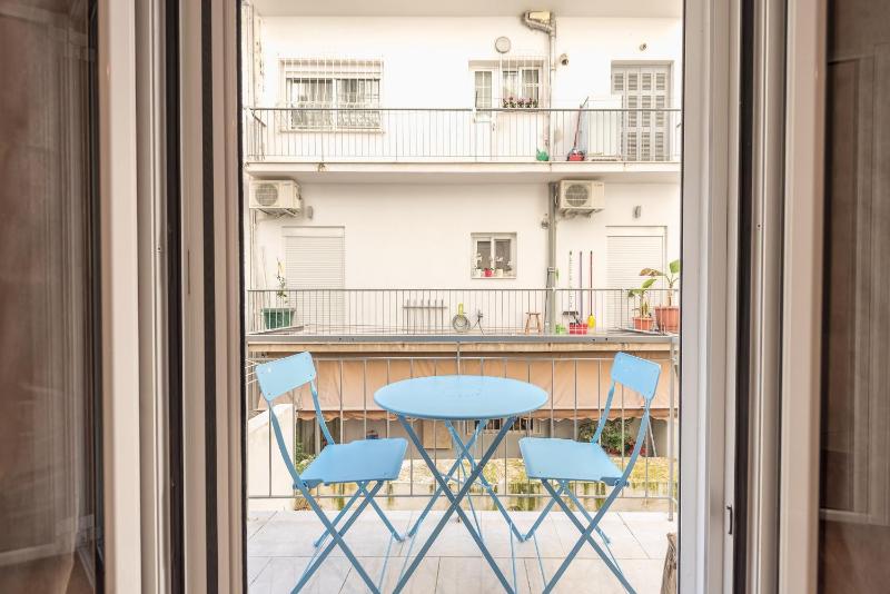 Fresh and Clean apt for 6 in Koukaki - image 6