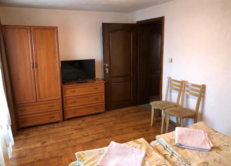Family Suite with Balcony image 4