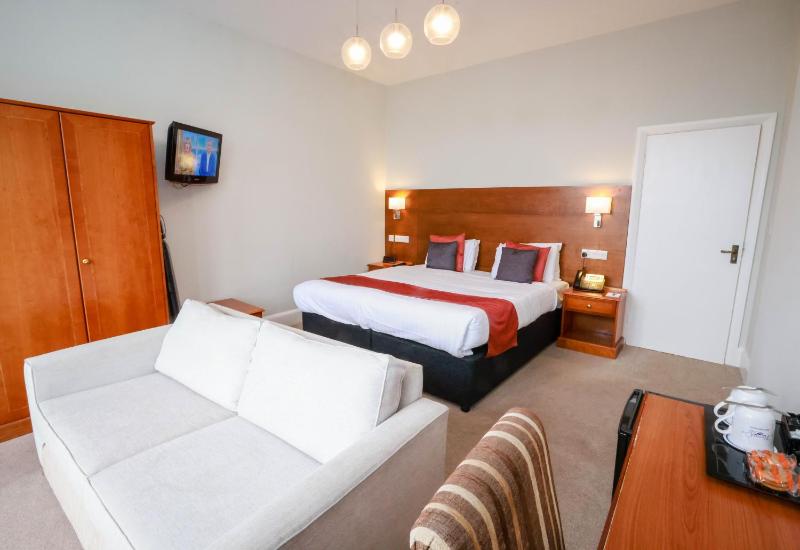 Marsham Court Hotel - image 9