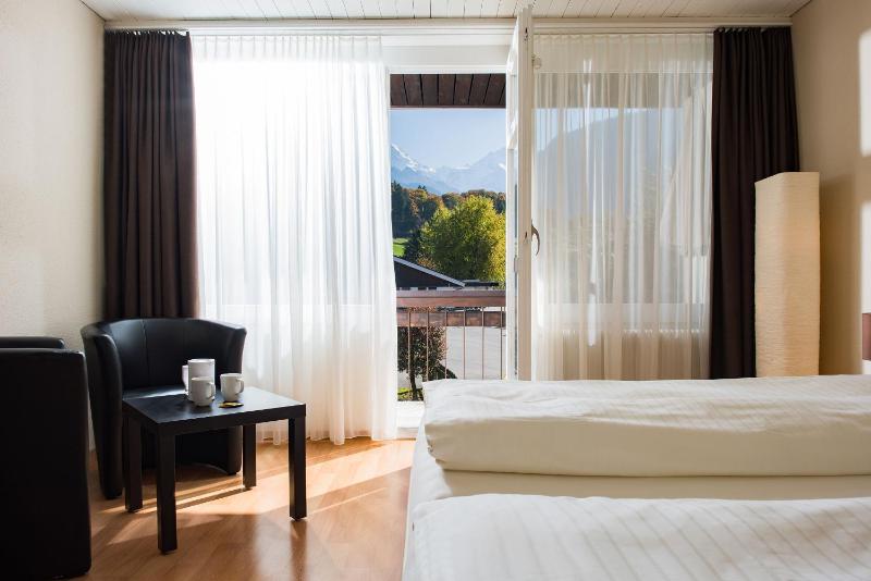Jungfrau Hotel - image 2