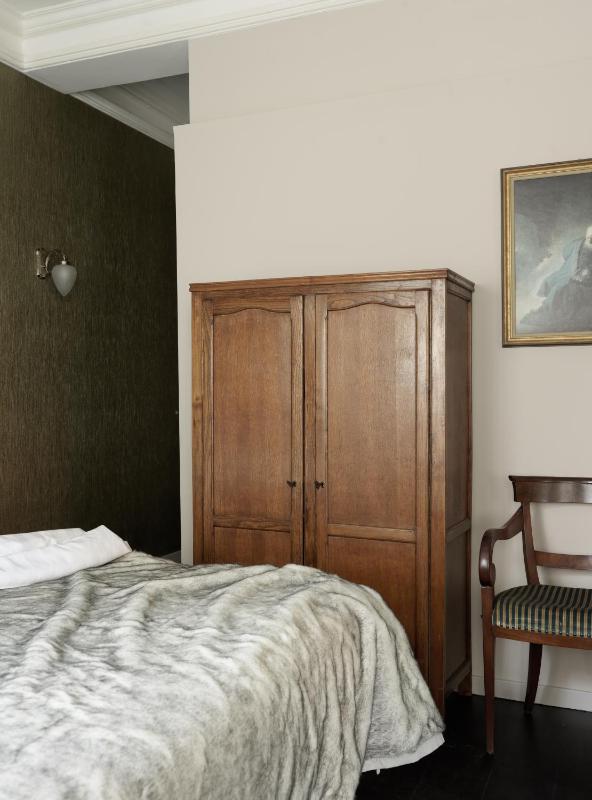 Deluxe Double Room image 3