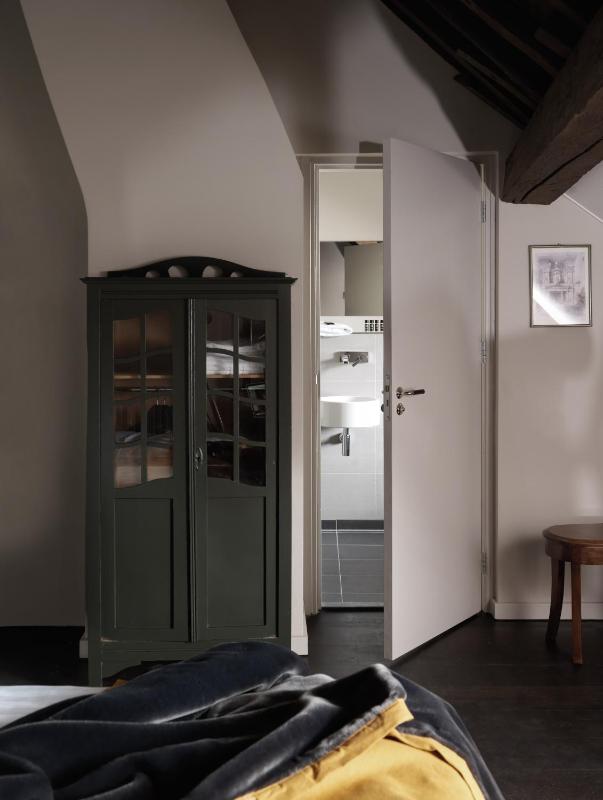 Superior Double Room image 3