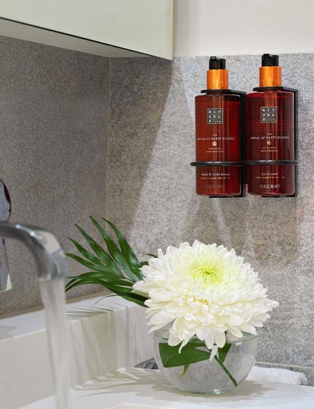 Grand Deluxe Triple Room with Terrace image 4