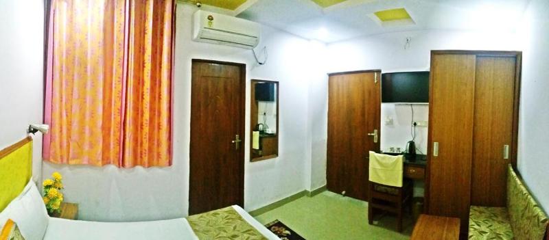 AIRPORT SKY INN HOMESTAY - image 8