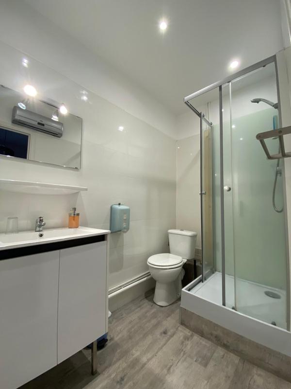 Double Room with Garden View image 4