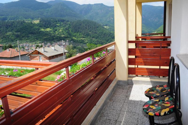Double Room with Balcony image 3