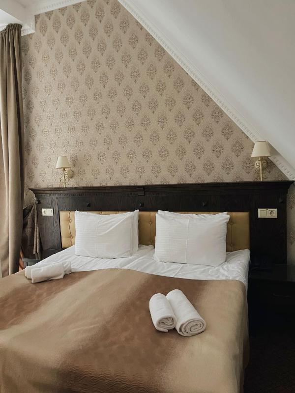 Superior Double Room image 3
