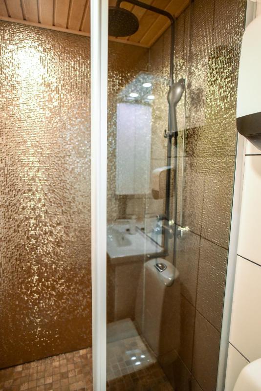 Deluxe Apartment image 2