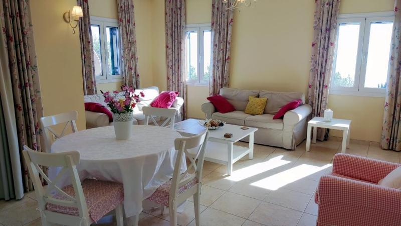 Nikolas House - image 27