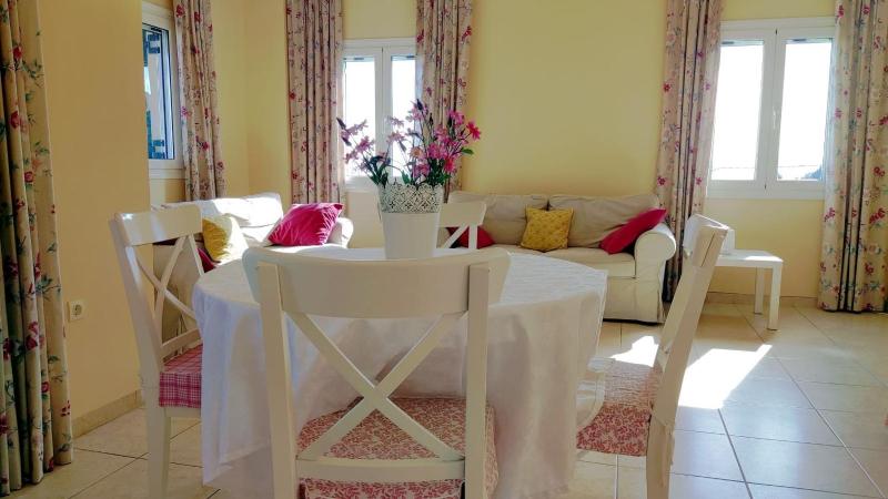 Nikolas House - image 11
