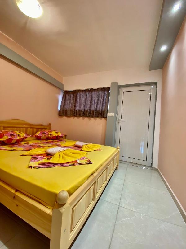 One-Bedroom Suite image 3