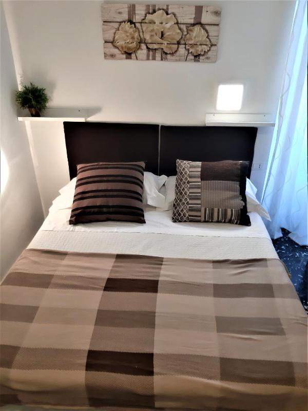 Single Room image 1