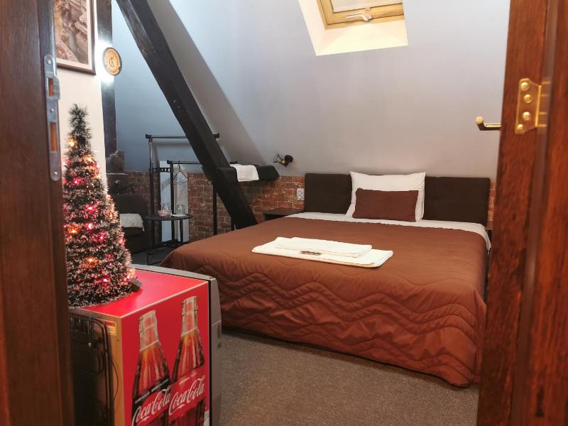 Deluxe Double Room image 3