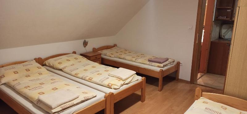 Five-Bedroom House image 4