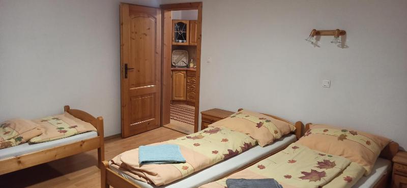 Five-Bedroom House image 3