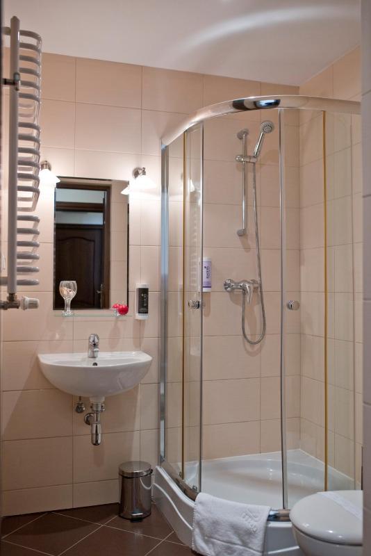 Studio Apartment image 3