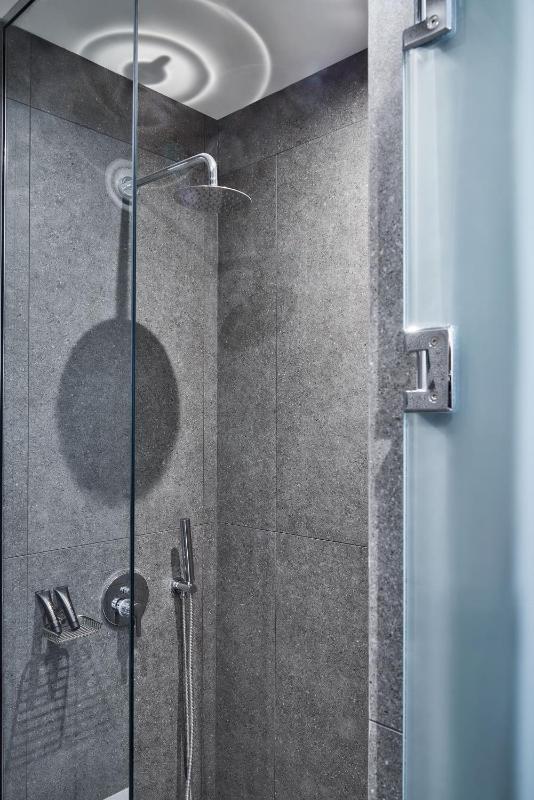 Standard Double Room image 2