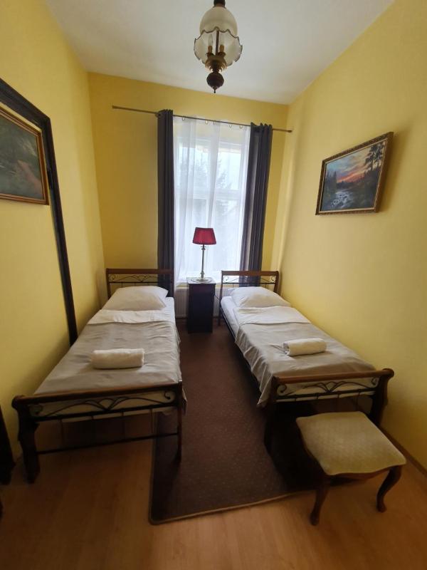 Studio Apartment image 3