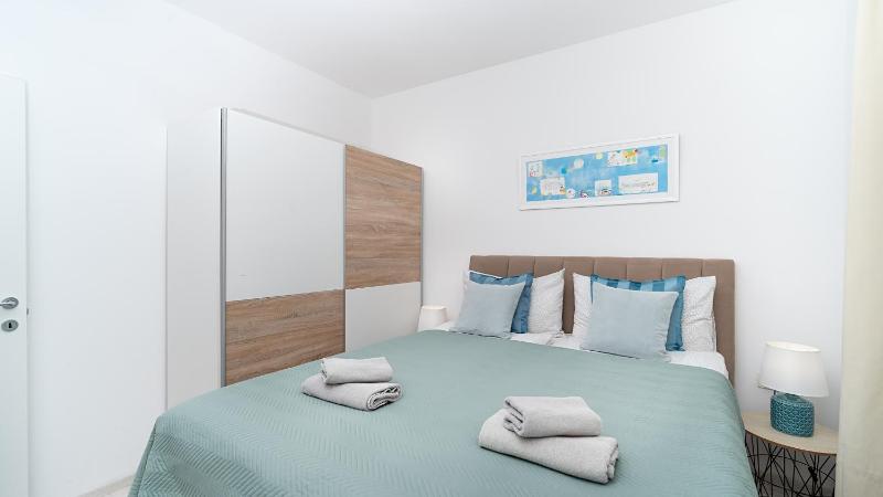 Apartment with Sea View image 4