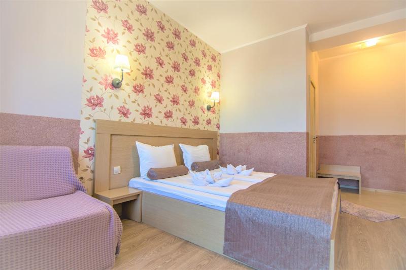 Double Room with Terrace image 1
