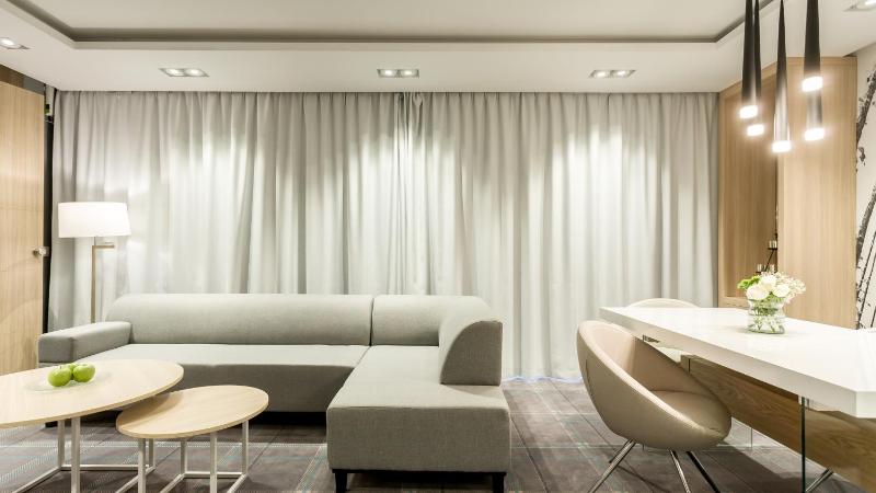 Studio Apartment image 4