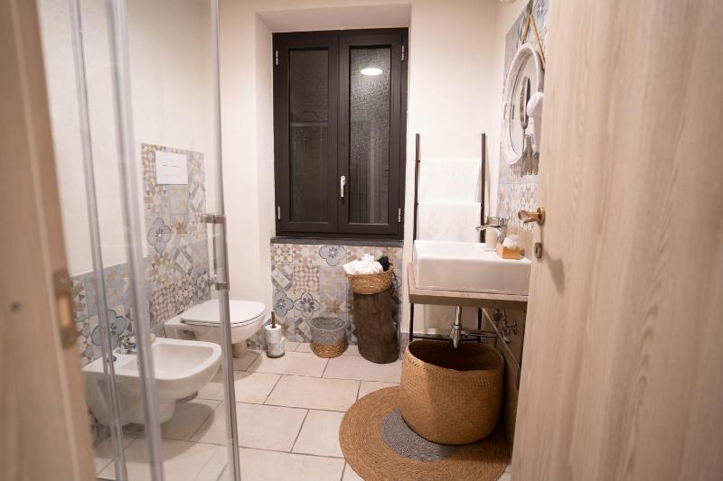 Deluxe Room image 4
