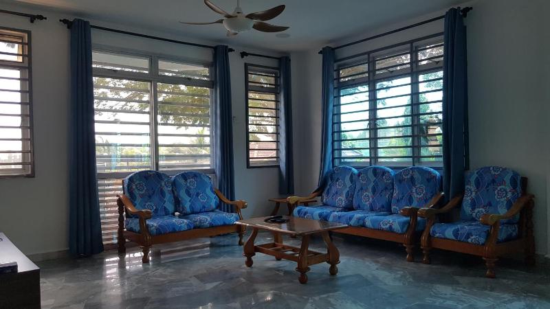 PD BATU 9 COCOBAY RESORT FAMILY HOMESTAY - image 13