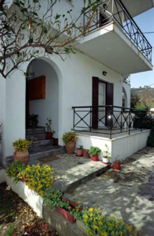Karagiozos Studios & Apartments - image 17