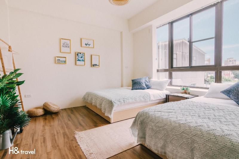 Tainan Haian Art Apartment - image 8