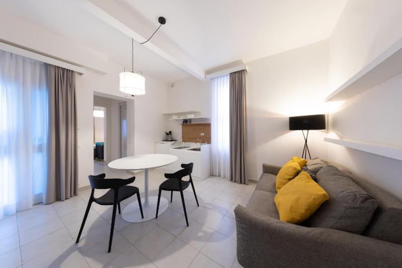 Superior Two-Bedroom Apartment image 4