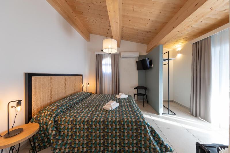 Superior Double or Twin Room image 2