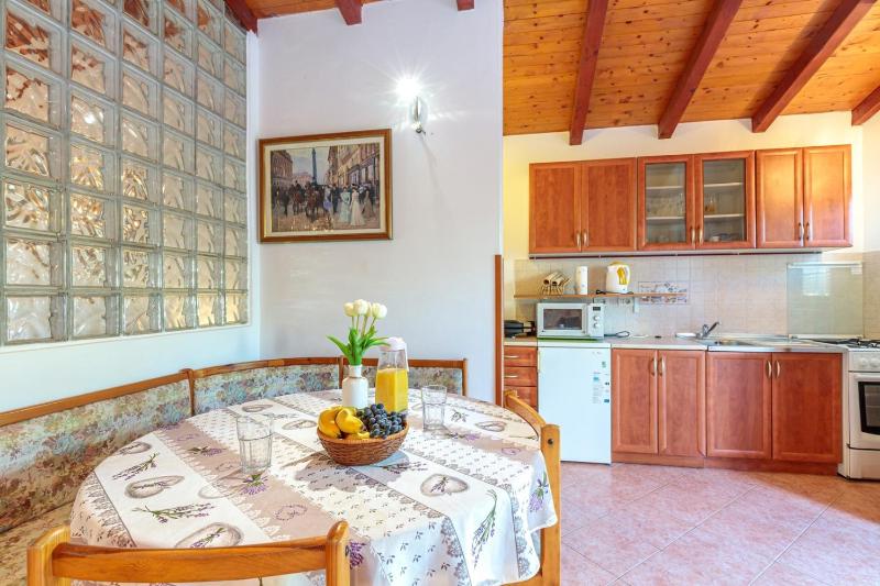Apartment Nada - image 12