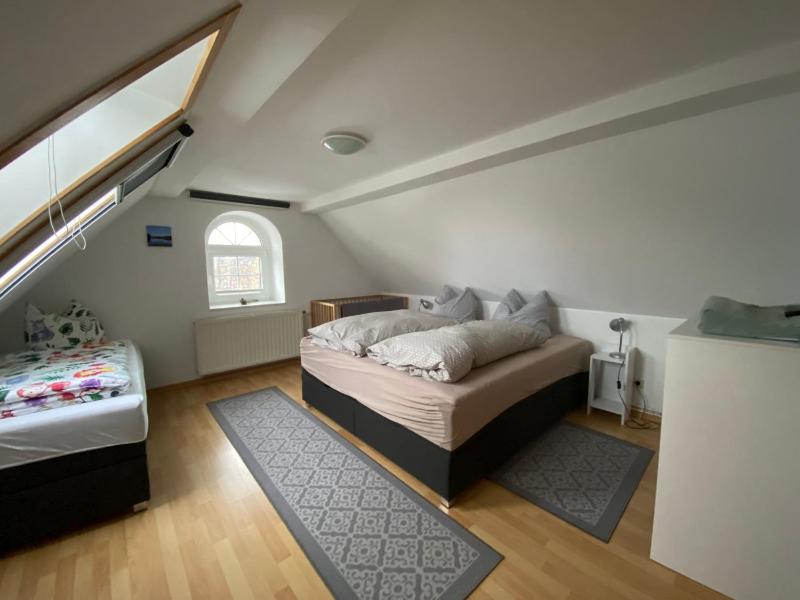 One-Bedroom Apartment (4 Adults) image 1