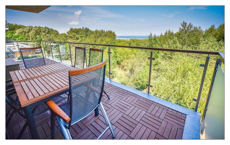 Apartament z 2 sypialniami i widokiem na morze Sea view - Baltic Park 225 Apartamenty na Wyspie - image 23