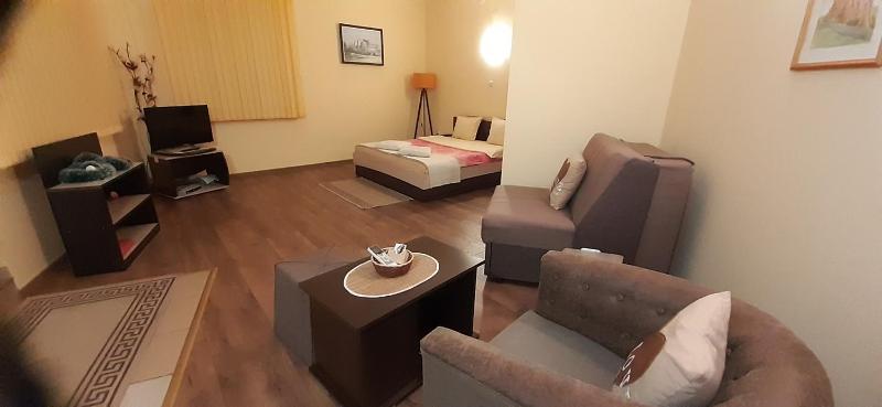 Double Room image 1
