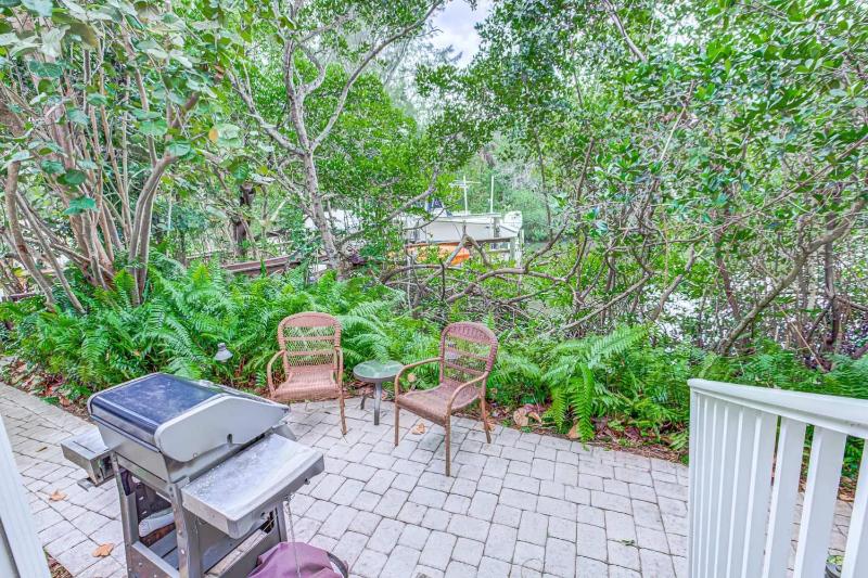 Palm Island Canal Home - 4 BR - image 36