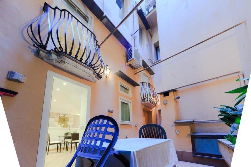 Superior Apartment image 2