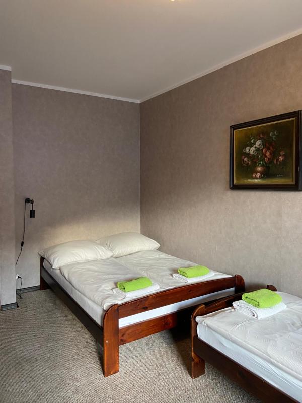 Mixed Dormitory Room image 4