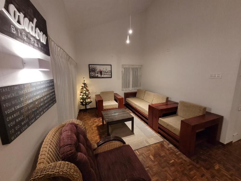 Vian Cottage Images