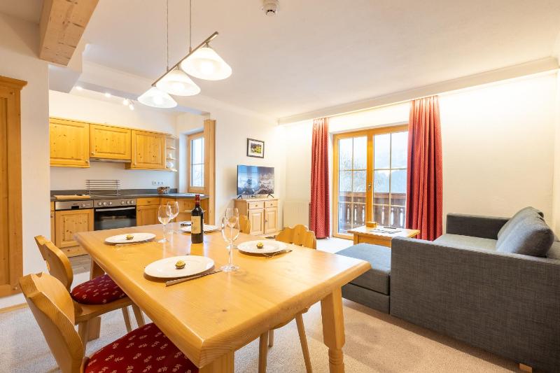 One-Bedroom Apartment with Balcony image 3