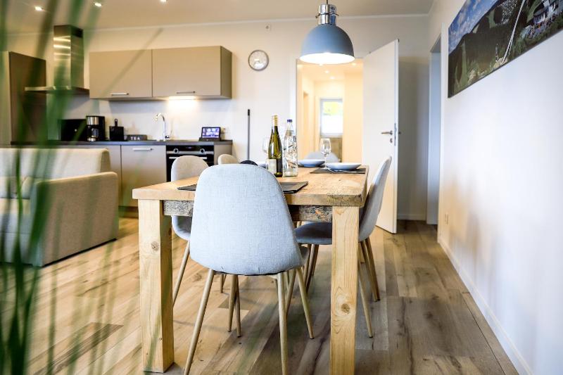 Apartment with Mountain View image 4