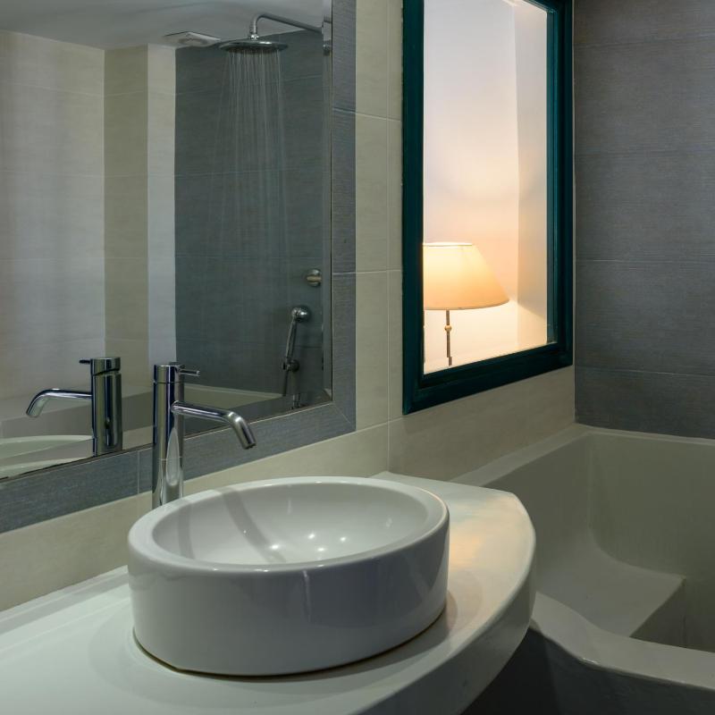Superior Double Room image 1