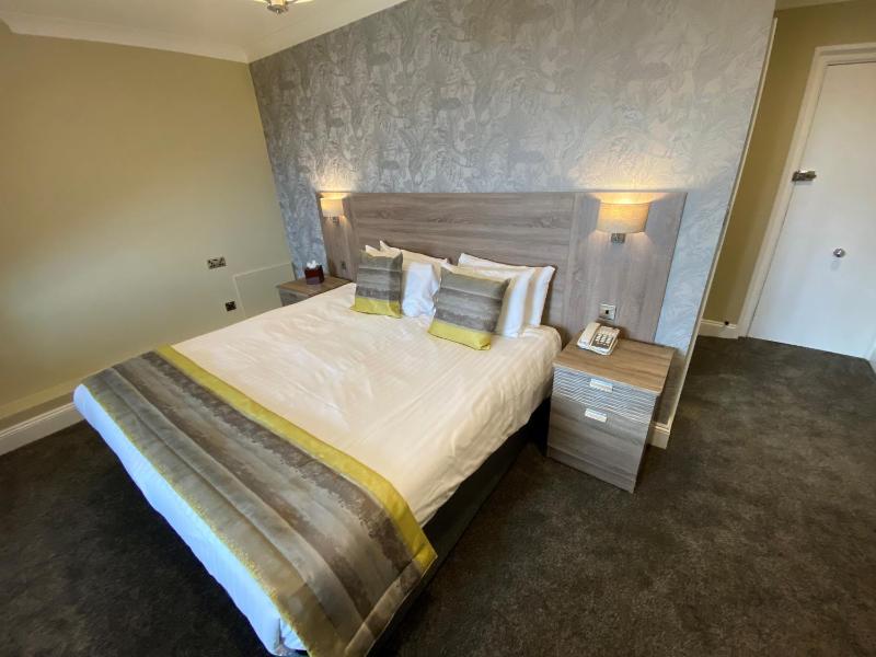 Double Room with Sea View image 1