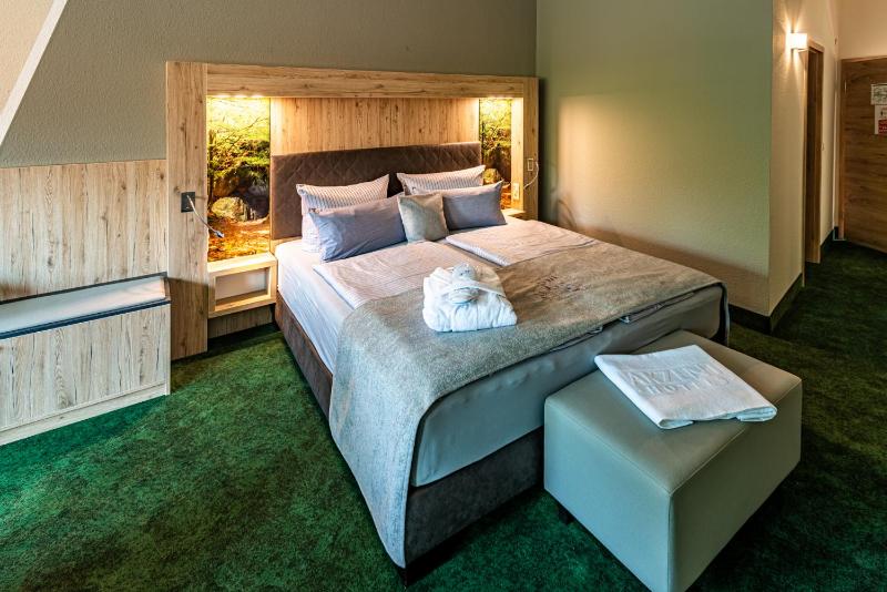Junior Suite with Balcony image 1