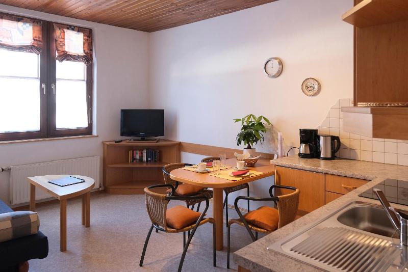 One-Bedroom Apartment with Garden View image 2