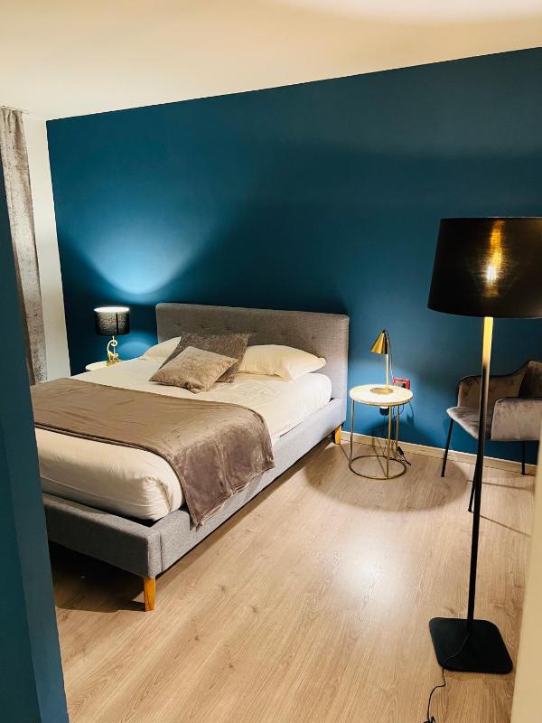 Superior Apartment image 2